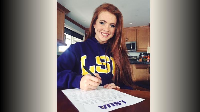 Claire Dierdorff (Women's Soccer) Signs with LSU Alexandria