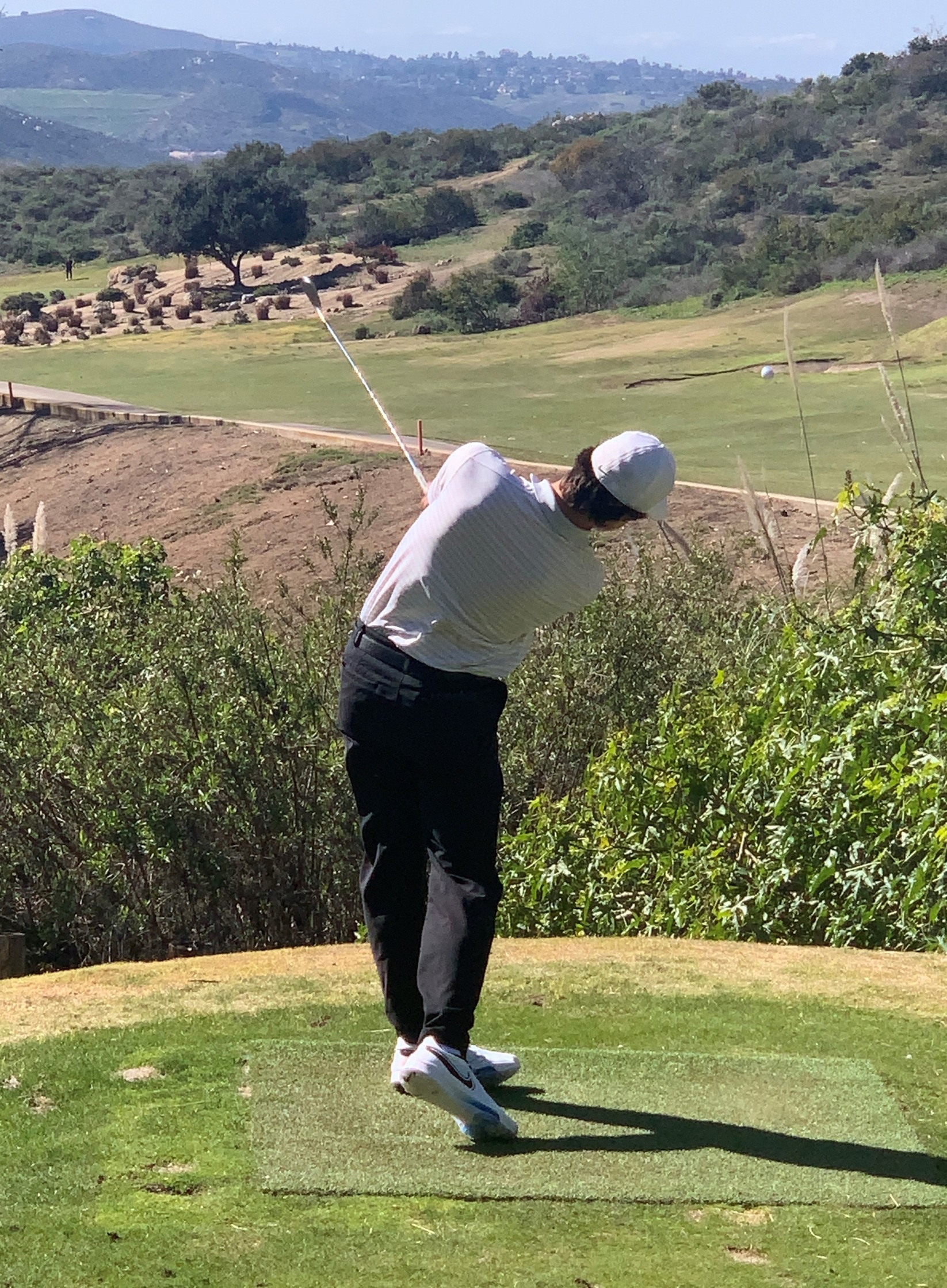 Men's Golf set the pace for Conference Title